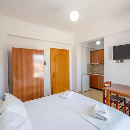 Aleksander Pensionat Ksamil