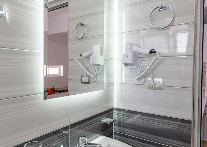 Aleksander Pensionat 3*