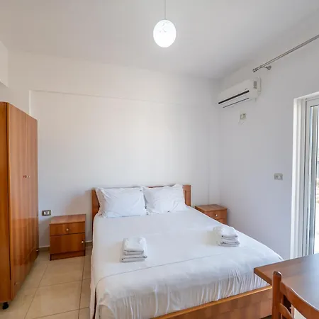 Aleksander 3* Ksamil